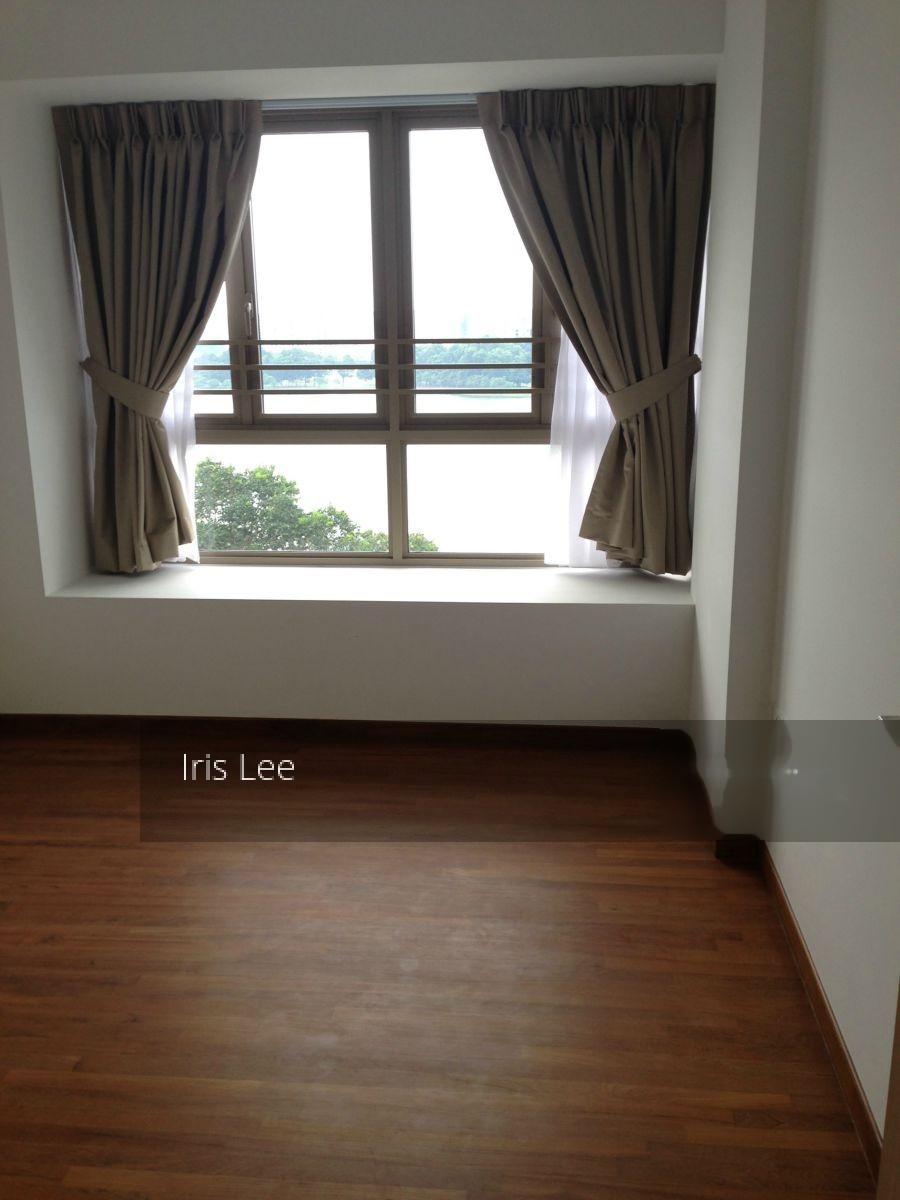 Waterfront Gold (D16), Condominium #128945002